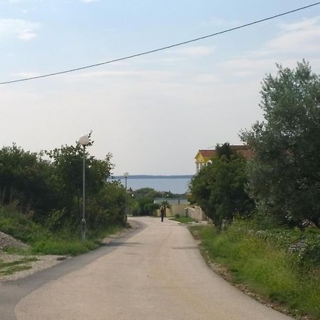 Apartments Free Parking Big Garden Peroj Εξωτερικό φωτογραφία